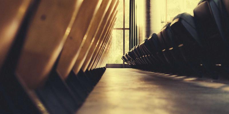 寒假暑假艺术集训营：北京艺华如何用品牌策划与视觉识别，打造未来创意精英